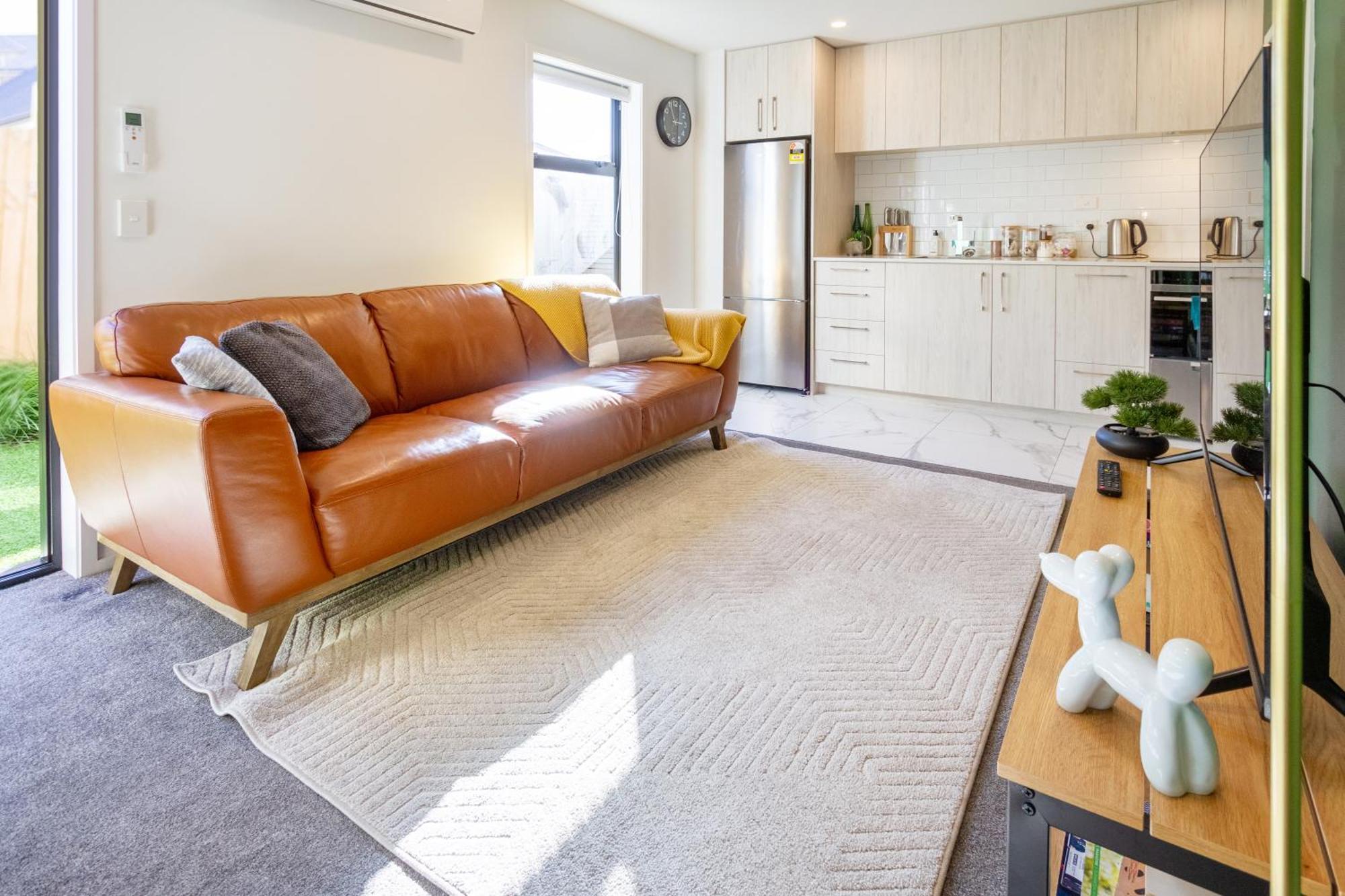Gorgeous In Green - 2 Bed Central Oasis W/King Bed クライストチャーチ エクステリア 写真